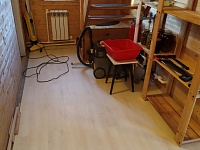 Монтаж кварцвиниловой плитки